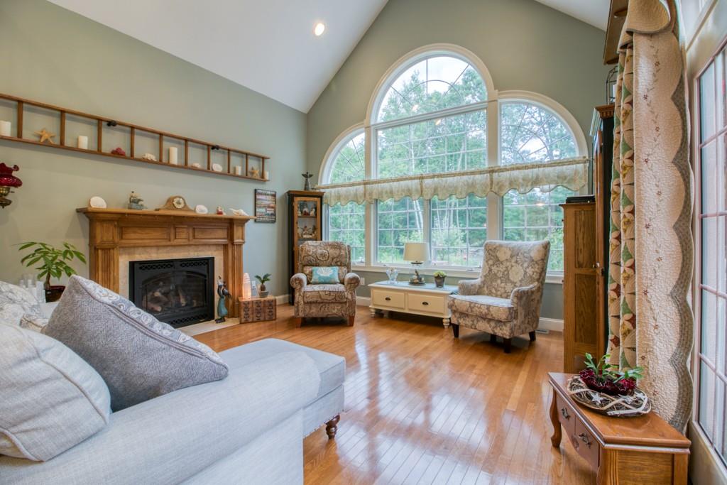 31 Bennett Road Wilbraham, MA 01095 - Photo 9 of 28