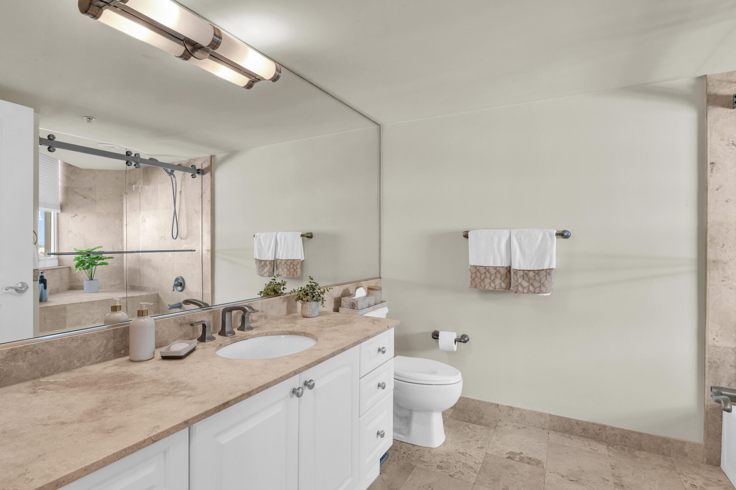 99 Southeast Mizner Boulevard, Unit 848 Boca Raton, FL 33432 - Photo 17 of 41 99 SE Mizner Blvd 848 Boca Raton - 125