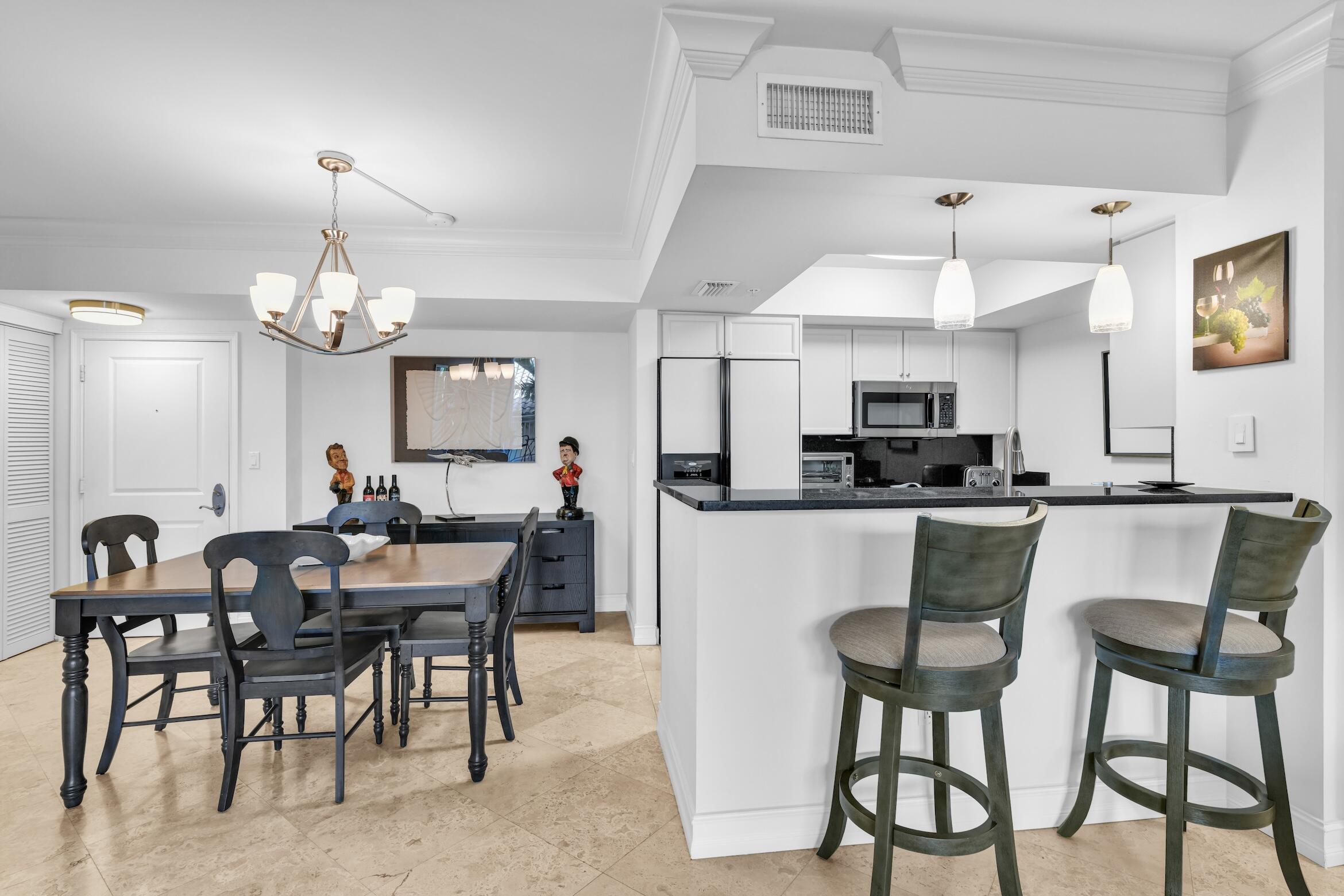 99 Southeast Mizner Boulevard, Unit 848 Boca Raton, FL 33432 - Photo 8 of 41 99 SE Mizner Blvd 848 Boca Raton - 107