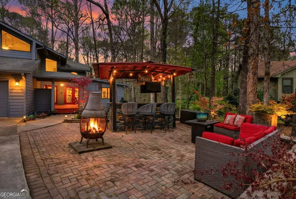 $415,000 | 596 Willowgreen Court Southeast, Conyers, GA 30094