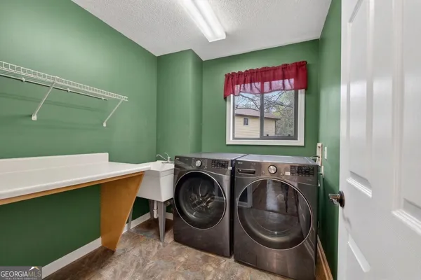 $415,000 | 596 Willowgreen Court Southeast, Conyers, GA 30094