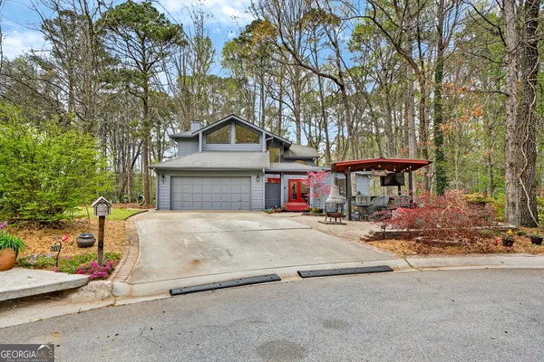 $415,000 | 596 Willowgreen Court Southeast, Conyers, GA 30094