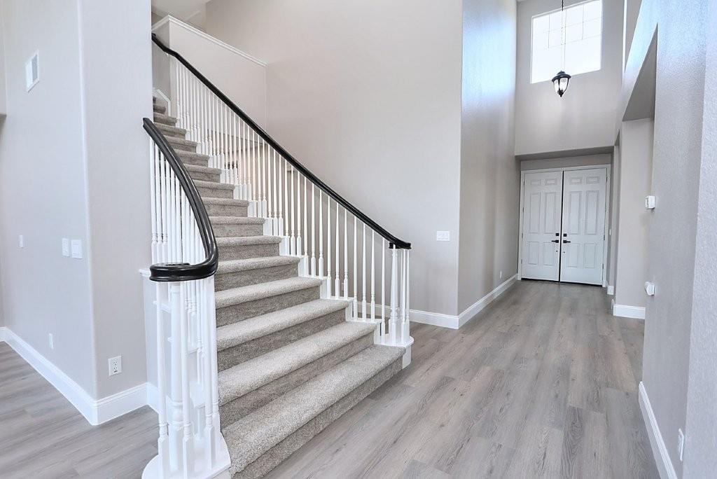 451 Hawkcrest Circle Sacramento, CA 95835 - Photo 24 of 69