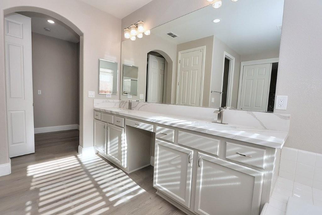 451 Hawkcrest Circle Sacramento, CA 95835 - Photo 34 of 69