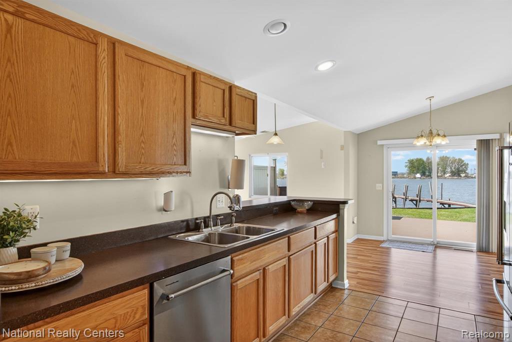 5810 Trombley Road Newport, MI 48166 - Photo 17 of 62 Gallery Image 17