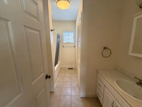 $384,500 | 24 Jason Circle, Boothbay, ME 04537