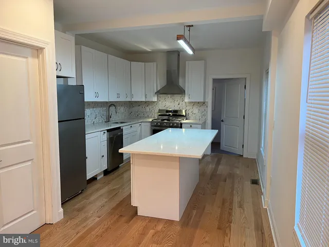 $3,500 | 220 Lakeview Avenue, Haddonfield, NJ 08033