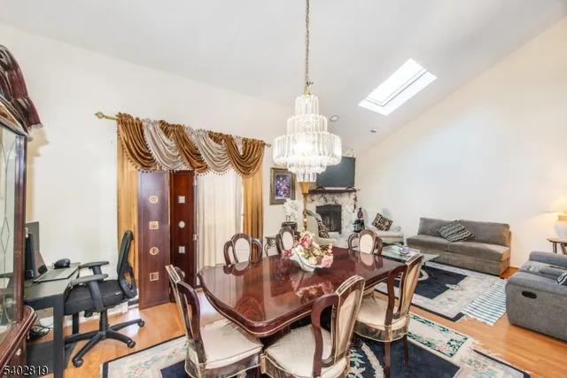 $430,000 | 107 Nightingale Court, Old Bridge, NJ 08857