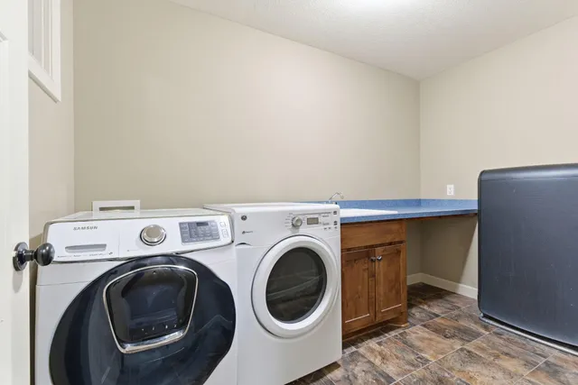 $740,000 | 7707 Oxbow Creek Circle, Brooklyn Park, MN 55445