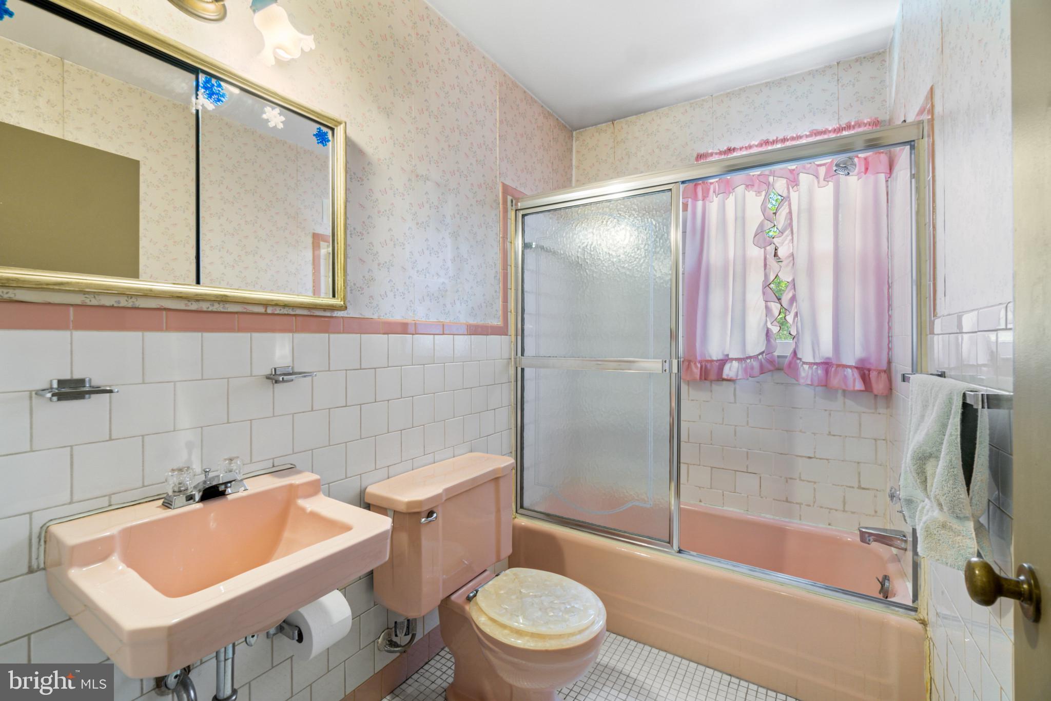 715 Shelley Road Towson, MD 21286 - Photo 7 of 35 Gallery Image 7