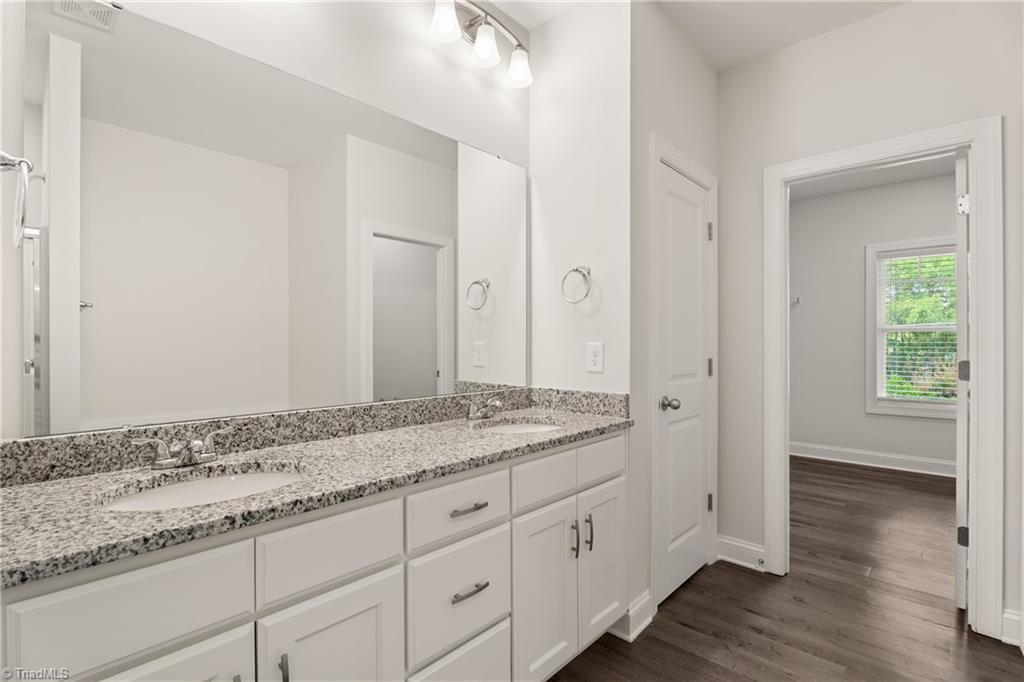 1548 South Peace Haven Road Clemmons, NC 27012 - Photo 2 of 37