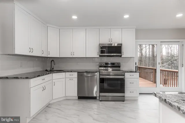 $688,000 | 26 Shamrock Hill Lane, Malvern, PA 19355