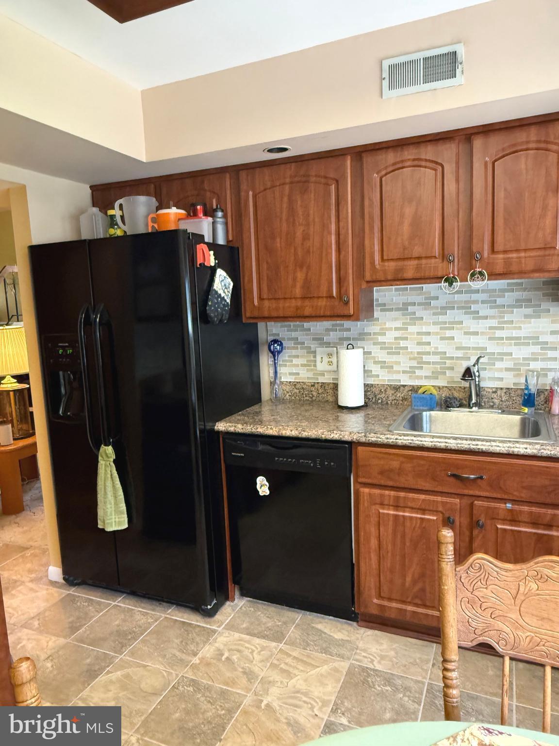 12 School Road Horsham, PA 19044 - Photo 7 of 21 Kitchen