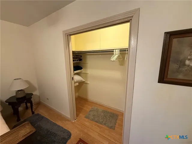 a view of utility room