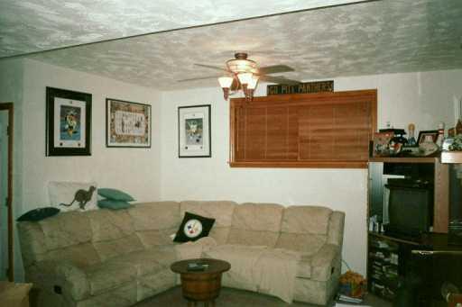 156 Wendel Road Irwin, PA 15642 - Photo 5 of 6 Gallery Image 5