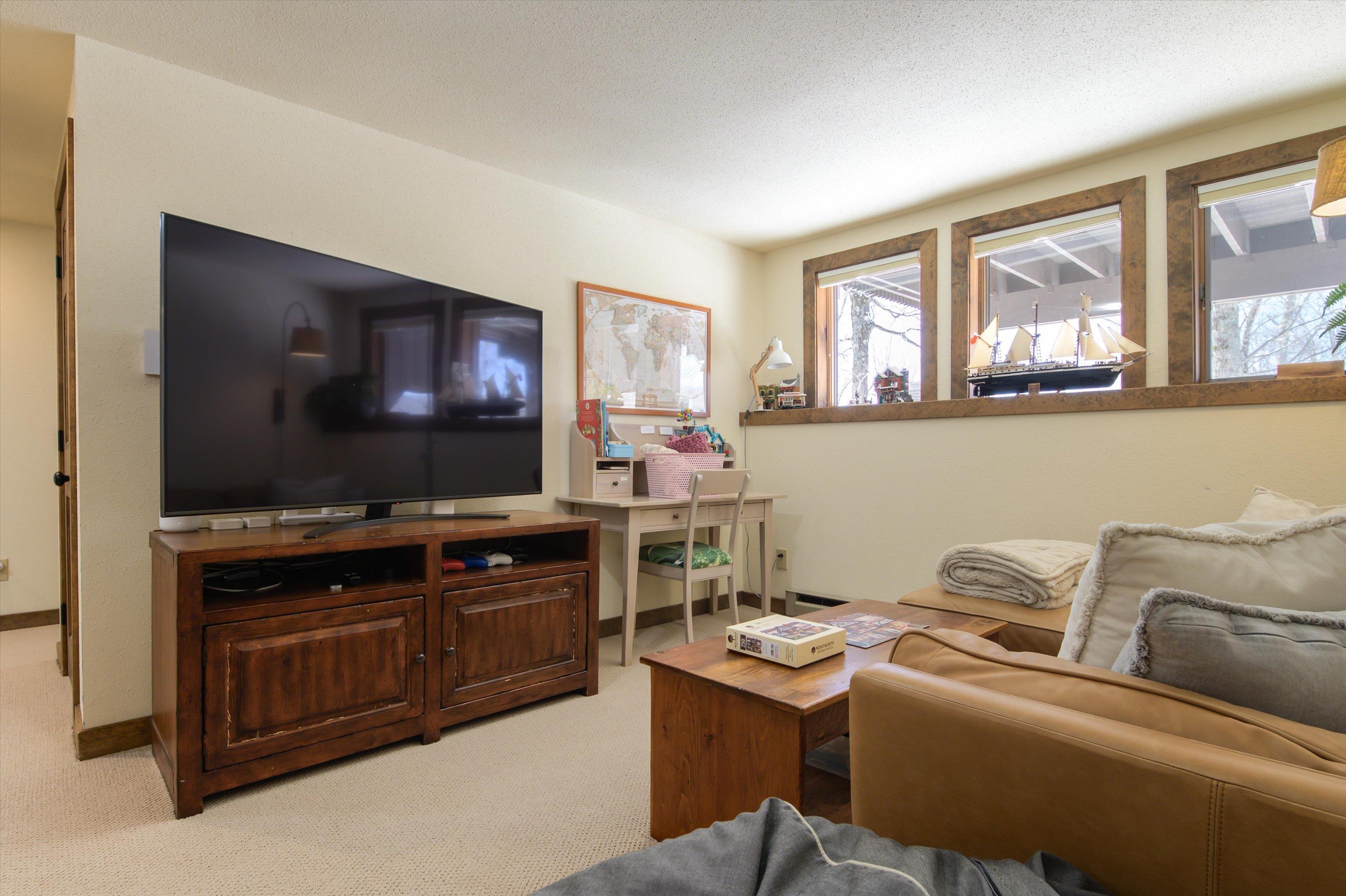 879 East Ash Road, Unit 5 Plymouth, VT 05056 - Photo 15 of 47