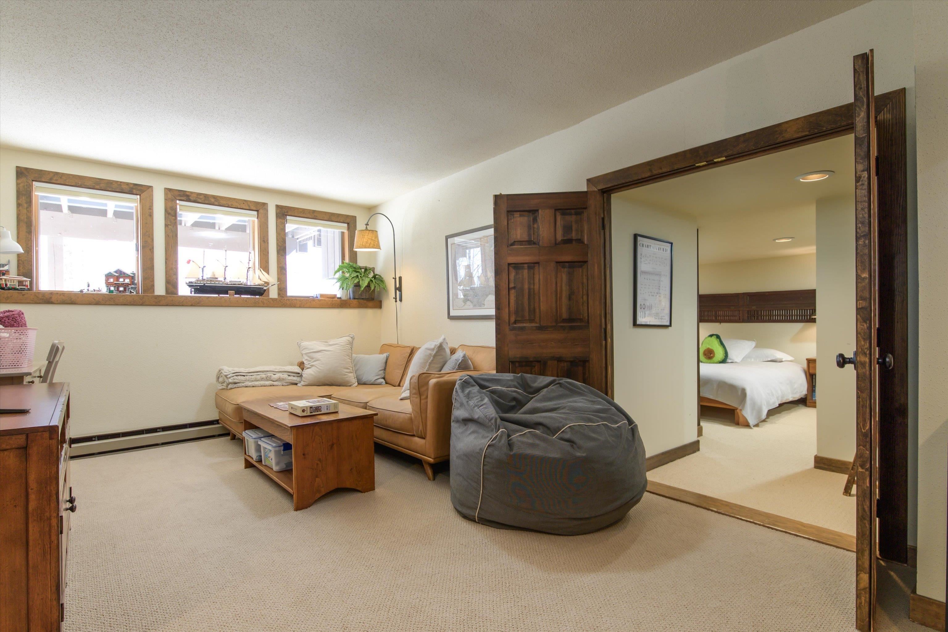 879 East Ash Road, Unit 5 Plymouth, VT 05056 - Photo 20 of 47