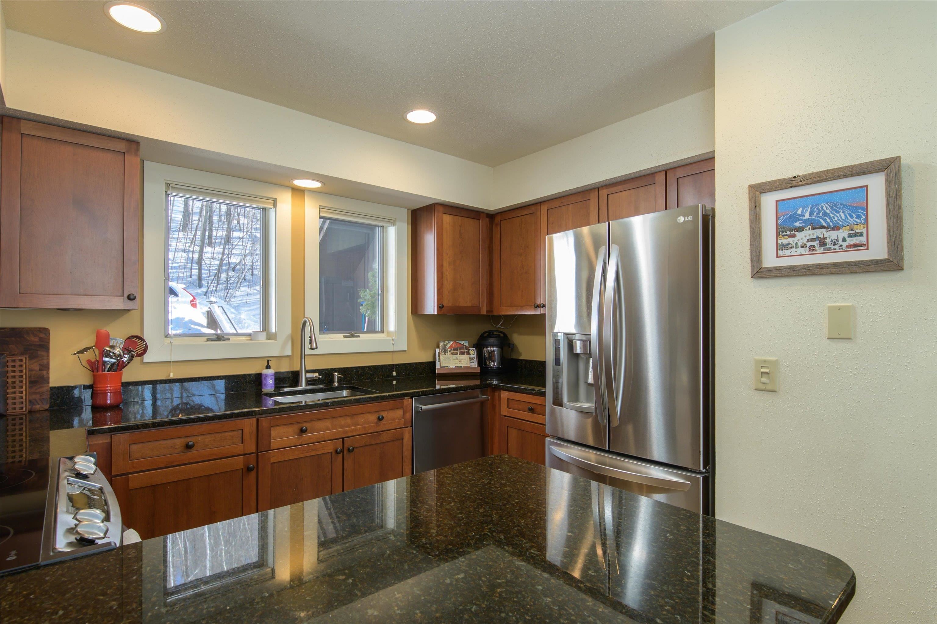 879 East Ash Road, Unit 5 Plymouth, VT 05056 - Photo 6 of 47
