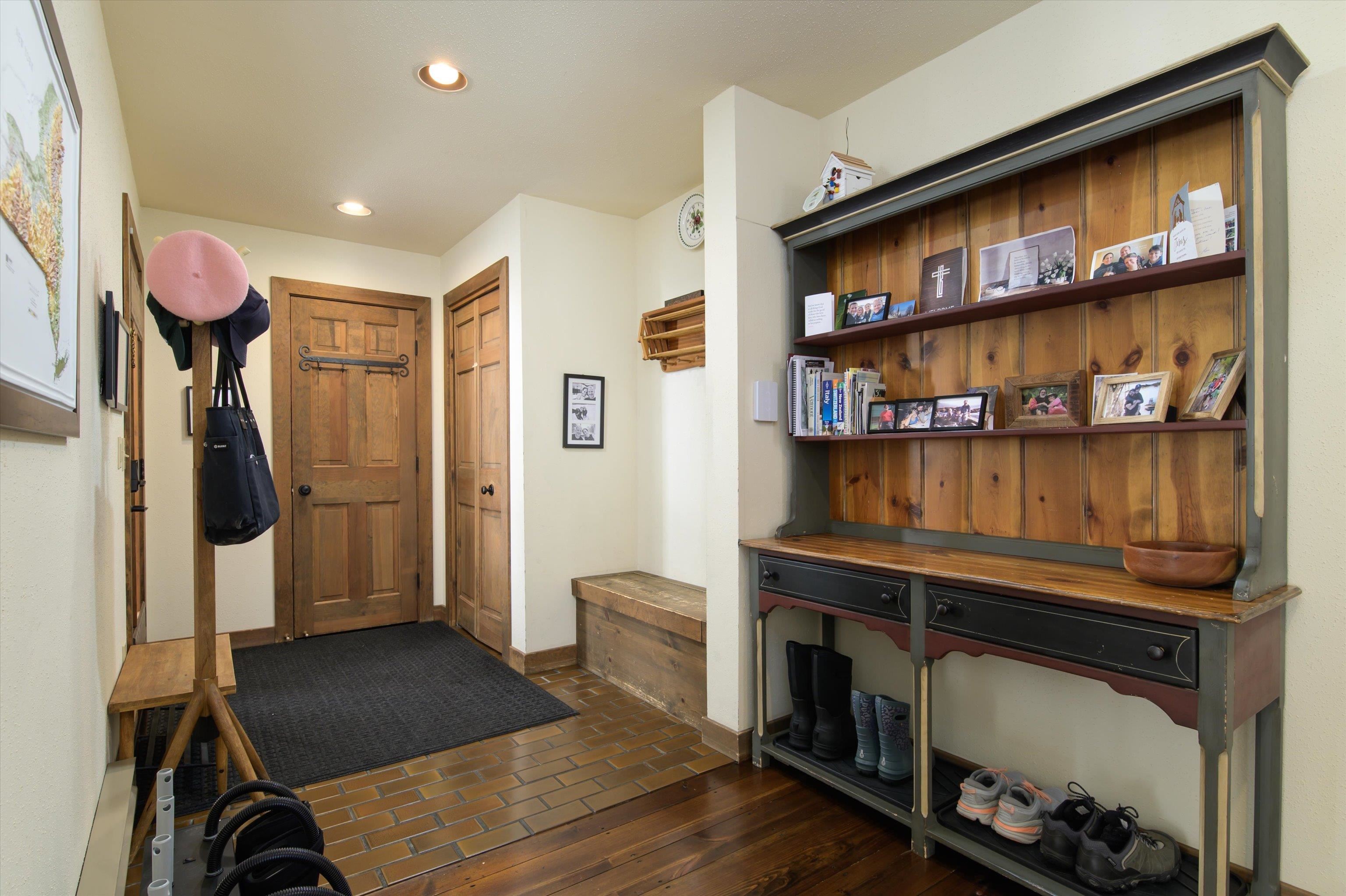 879 East Ash Road, Unit 5 Plymouth, VT 05056 - Photo 10 of 47