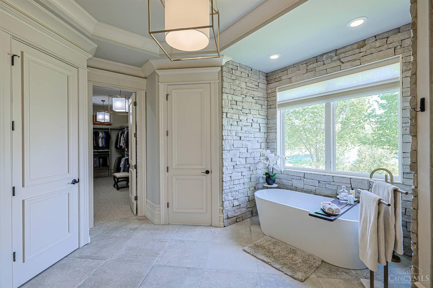 7951 Ayers Road Cincinnati, OH 45255 - Photo 40 of 99