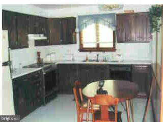 2880 Cedar Top Road Mohnton, PA 19540 - Photo 5 of 6 Gallery Image 5