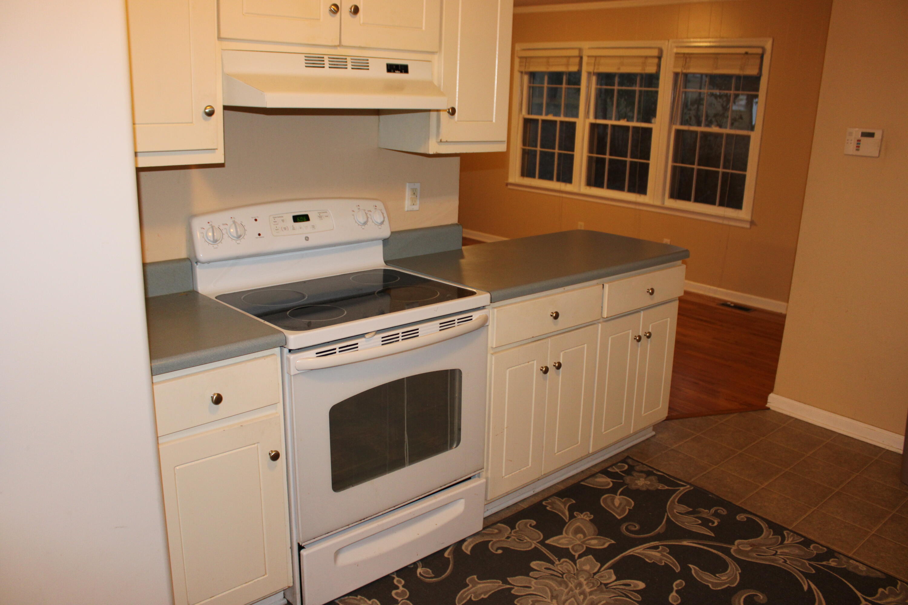 2224 Silverdale Road Augusta, GA 30906 - Photo 9 of 19 IMG_1205