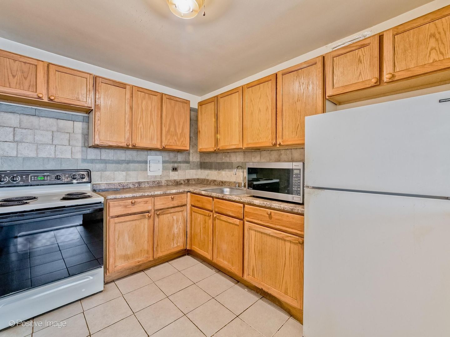6300 North Sheridan Road, Unit 204 Chicago, IL 60660 - Photo 8 of 13