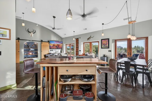 $1,595,000 | 230 Tabletop Road, Sedona, AZ 86336