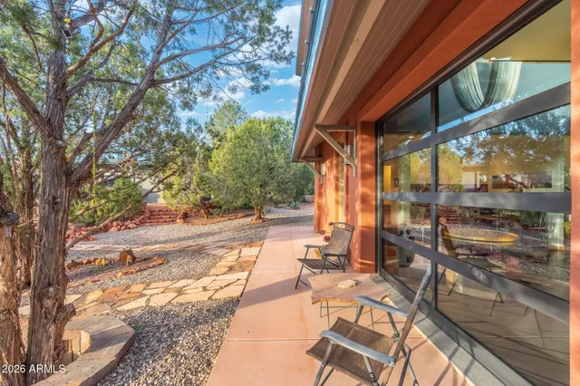 $1,595,000 | 230 Tabletop Road, Sedona, AZ 86336