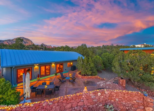 $1,595,000 | 230 Tabletop Road, Sedona, AZ 86336