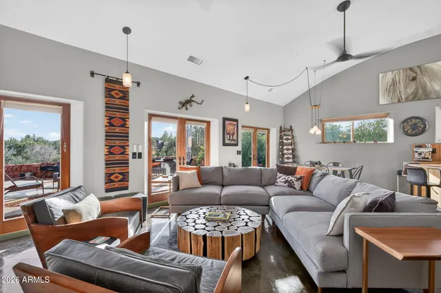 $1,595,000 | 230 Tabletop Road, Sedona, AZ 86336