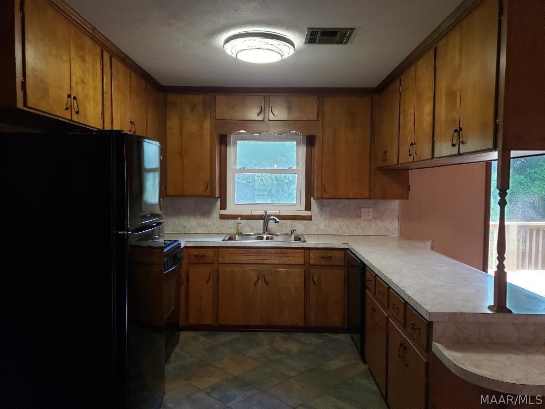1203 Oates Road Prattville, AL 36066 - Photo 9 of 49 Gallery Image 9