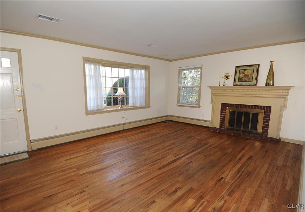 3776 Avon Road Allentown, PA 18104 - Photo 7 of 29 Gallery Image 7