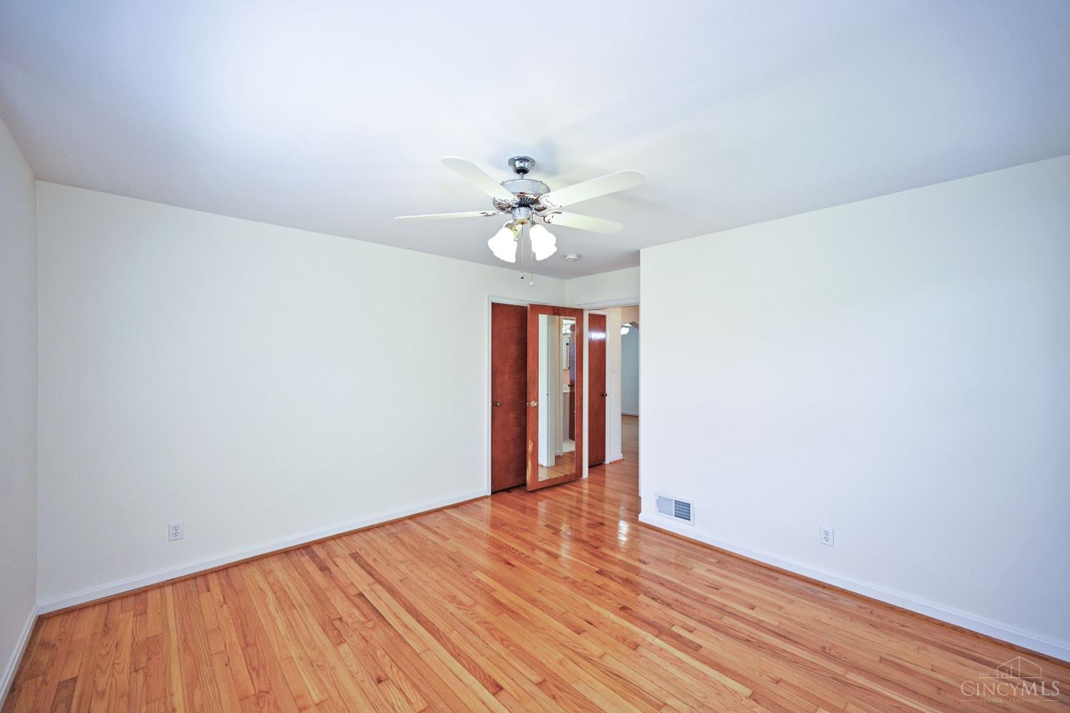 8240 Camargo Road Madeira, OH 45243 - Photo 16 of 33 Gallery Image 16