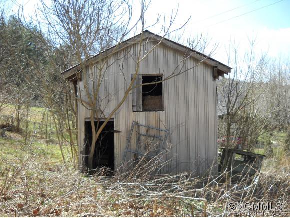953 Bee Tree Road Swannanoa, NC 28778 - Photo 2 of 5 Gallery Image 2