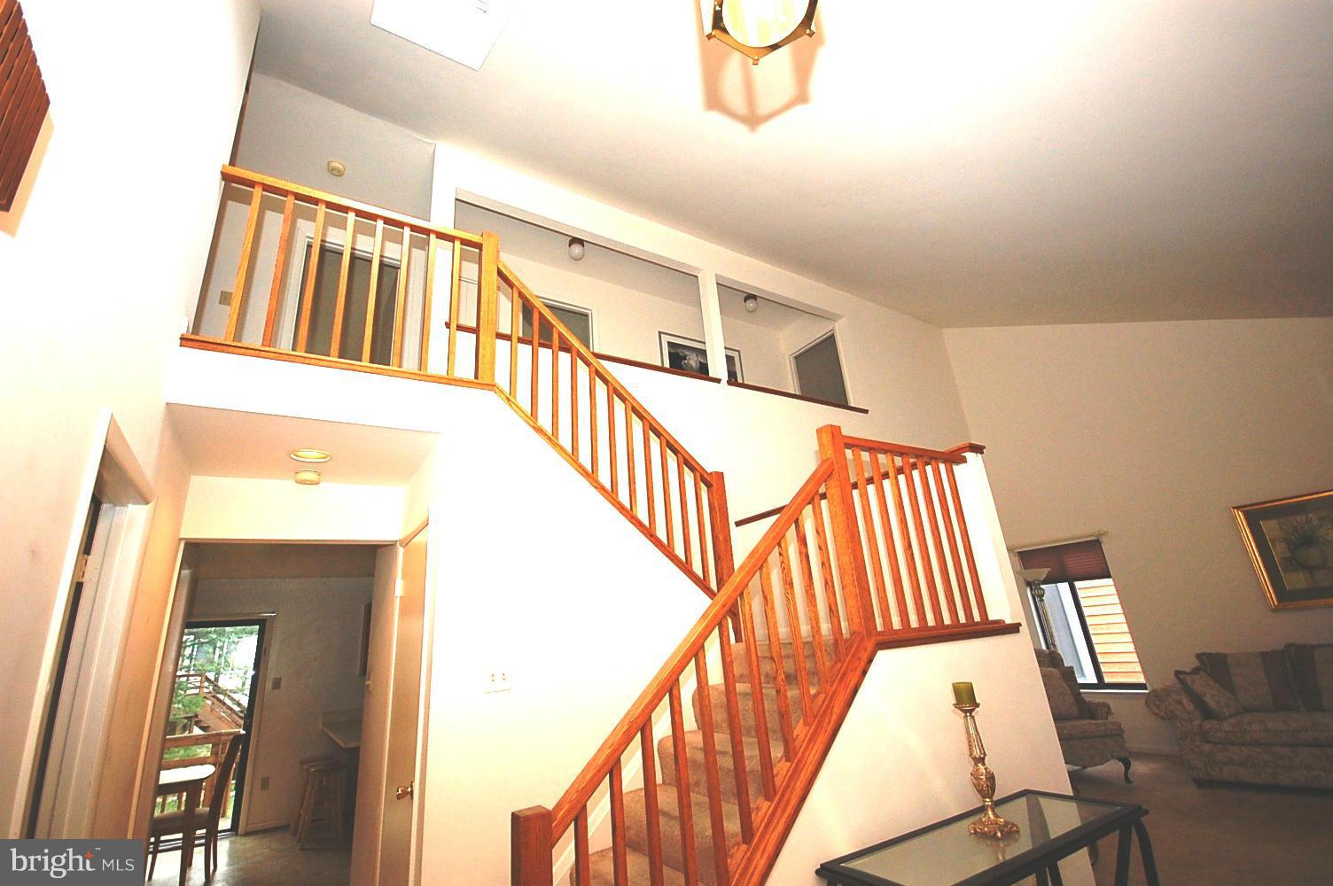 12105 Gold Ribbon Way Columbia, MD 21044 - Photo 3 of 15 Foyer