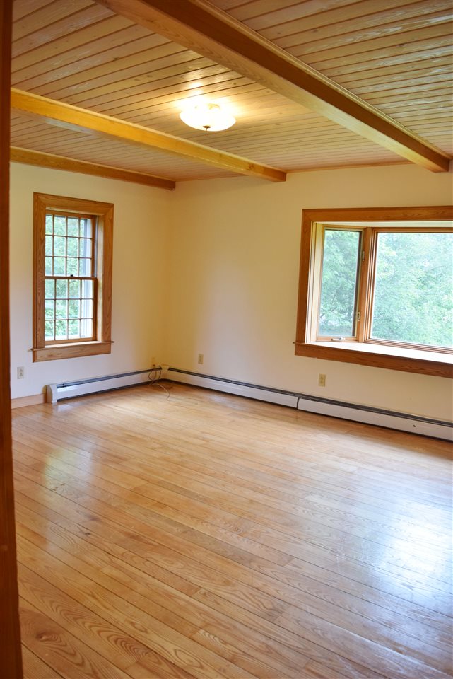 289 Meadows Road Jefferson, NH 03583 - Photo 13 of 39 Gallery Image 13