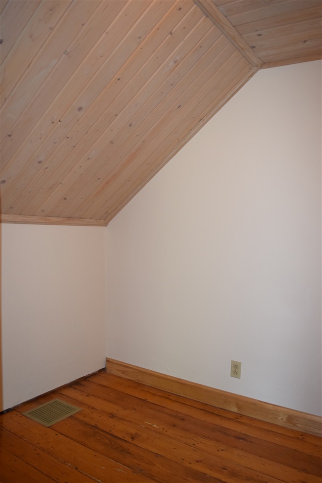 289 Meadows Road Jefferson, NH 03583 - Photo 18 of 39 Gallery Image 18