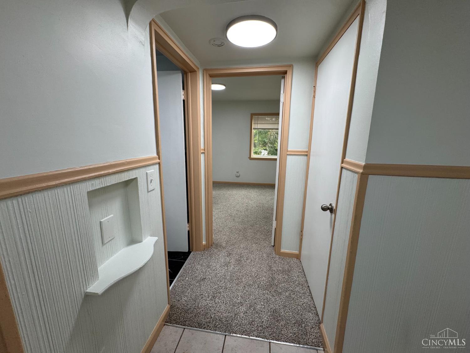 1589 Summit Road Cincinnati, OH 45237 - Photo 26 of 36