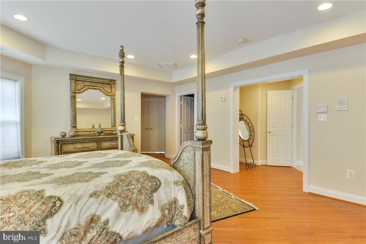 22817 Highcrest Circle Brambleton, VA 20148 - Photo 17 of 41