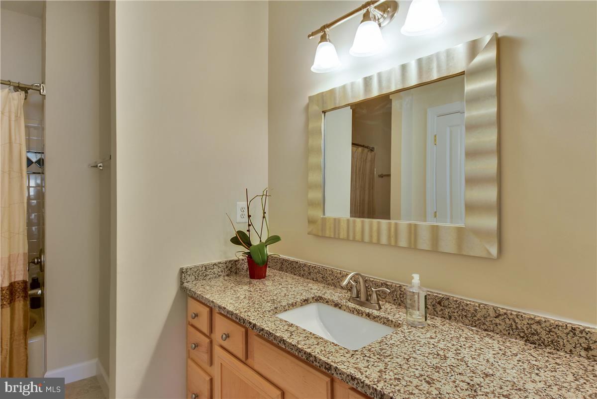 22817 Highcrest Circle Brambleton, VA 20148 - Photo 24 of 41