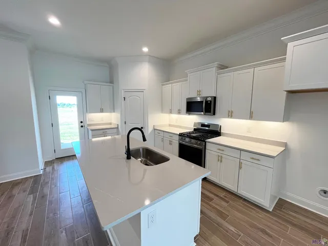 $344,510 | 1217 Lakehaven Drive, Gonzales, LA 70737