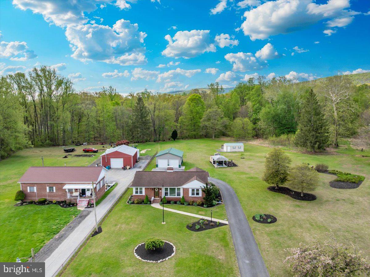 7117 Blue Mountain Road Thurmont, MD 21788 - Photo 71 of 80 a view of an swimming pool and outdoor space