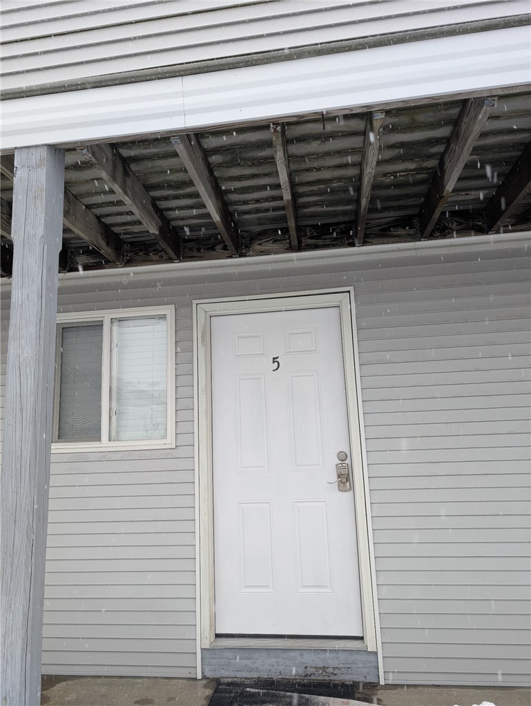 53 Winnapaug Road, Unit 5 Westerly, RI 02891 - Photo 10 of 12