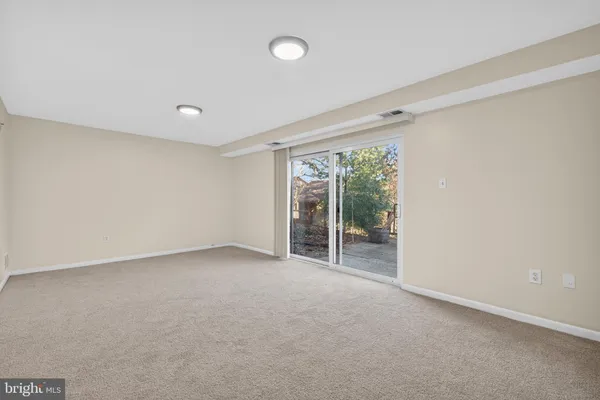 $3,500 | 9250 Three Oaks Drive, Silver Spring, MD 20901