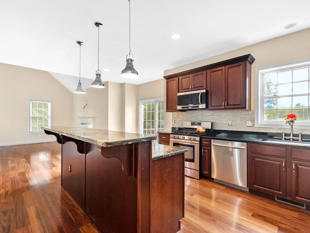 110 Cart Path Road Dracut, MA 01826 - Photo 14 of 30 Gallery Image 14