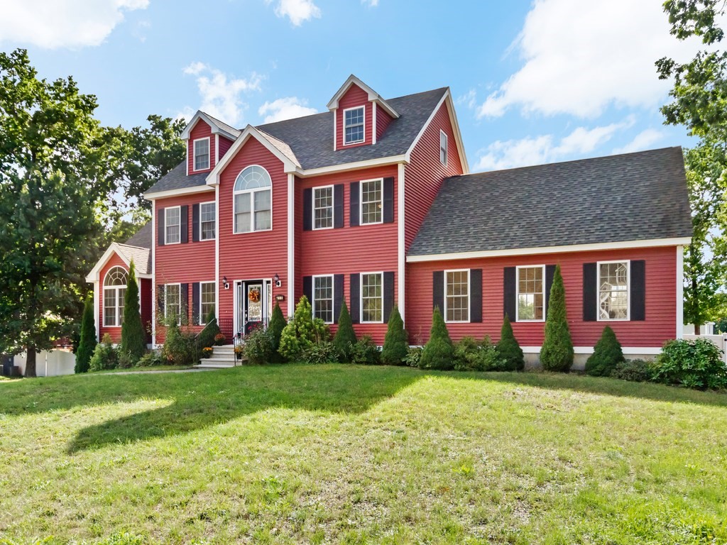 110 Cart Path Road Dracut, MA 01826 - Photo 2 of 30 Gallery Image 2