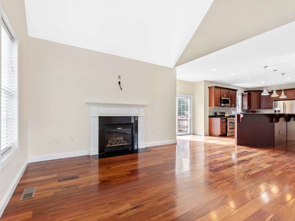 110 Cart Path Road Dracut, MA 01826 - Photo 6 of 30 Gallery Image 6