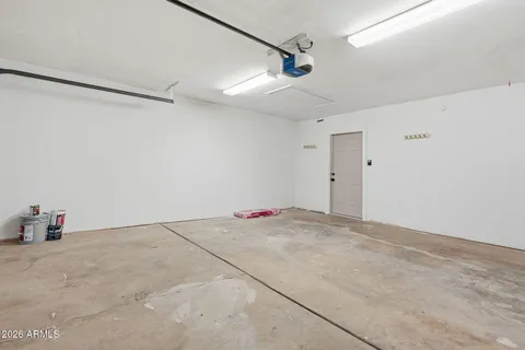 a view of a livingroom with a ceiling fan
