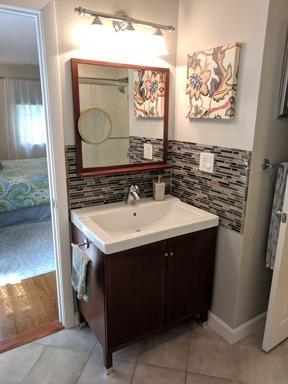 10 Elizabeth Road Foxboro, MA 02035 - Photo 11 of 26 Gallery Image 11